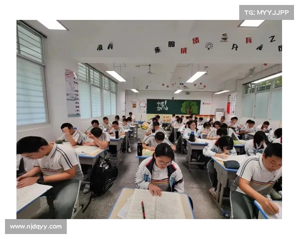 中考后的冷酷现实:四成学子无法进入普高,或成国际教育的“韭菜” 中考后的冷酷现实:四成学子无法进入普高,或成国际教育的“韭菜”